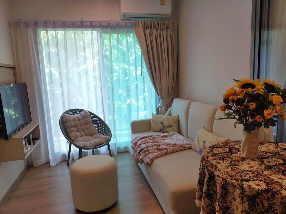1-Bedroom Condominium for Rent in Phuket Town — interior view