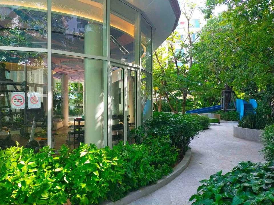 1-Bedroom Condominium for Rent in Phuket Town — exterior view