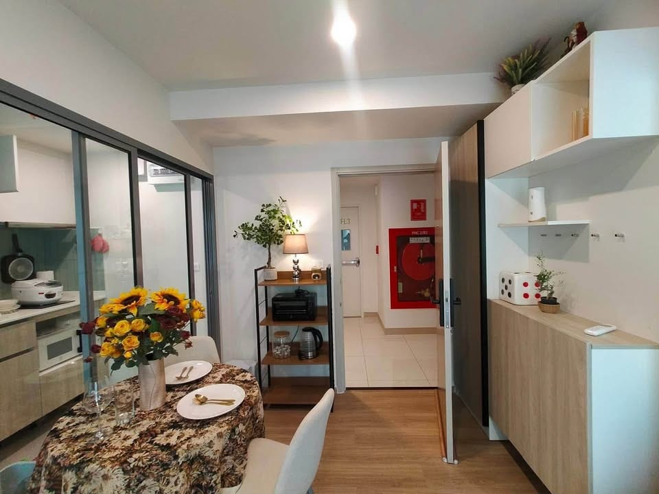 1-Bedroom Condominium for Rent in Phuket Town — interior view