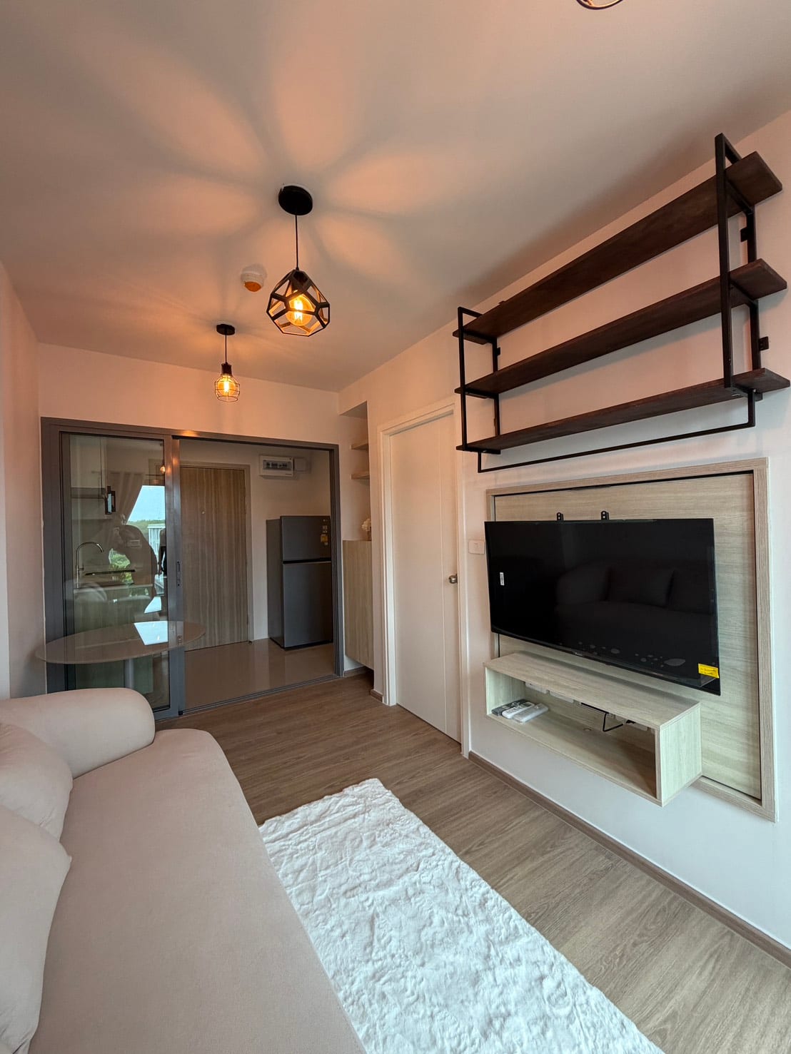 1-Bedroom Condominium for Sale in Phuket Town — interior view
