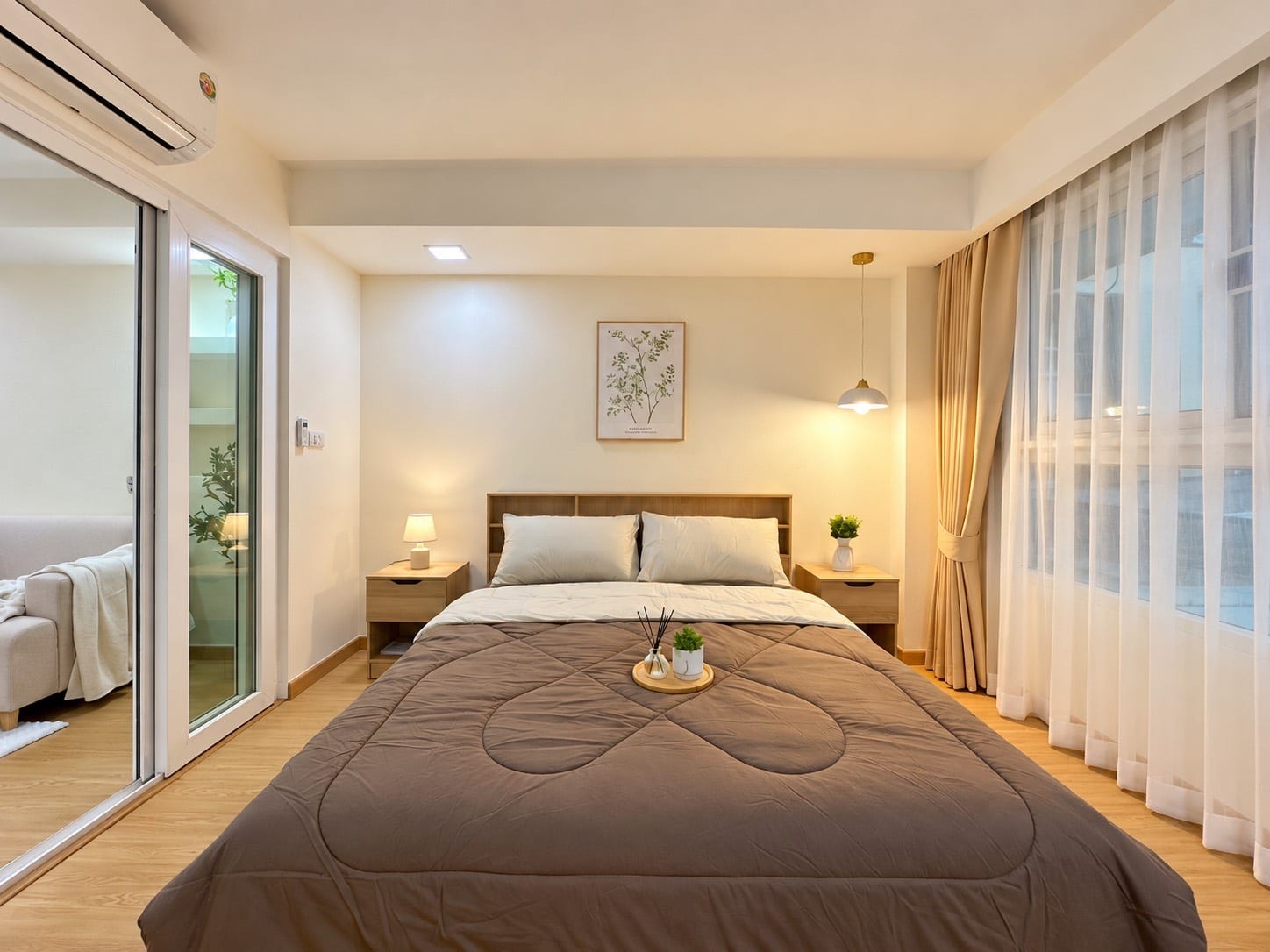 1-Bedroom Condominium for Sale in Phuket Town — interior view