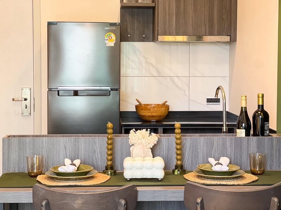 1-Bedroom Condominium for Rent in Phuket Town — interior view