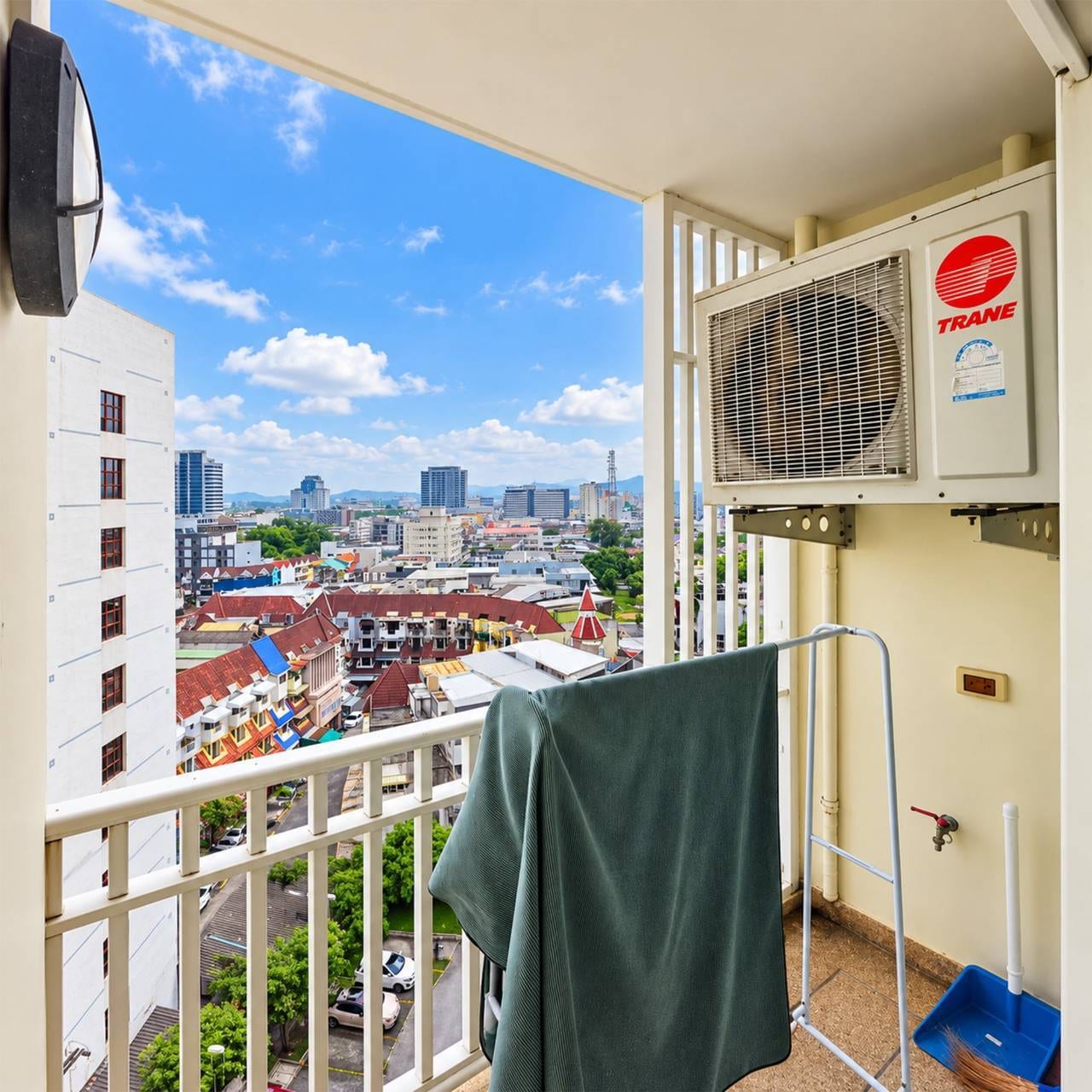 1-Bedroom Condominium for Sale in Phuket Town — exterior view