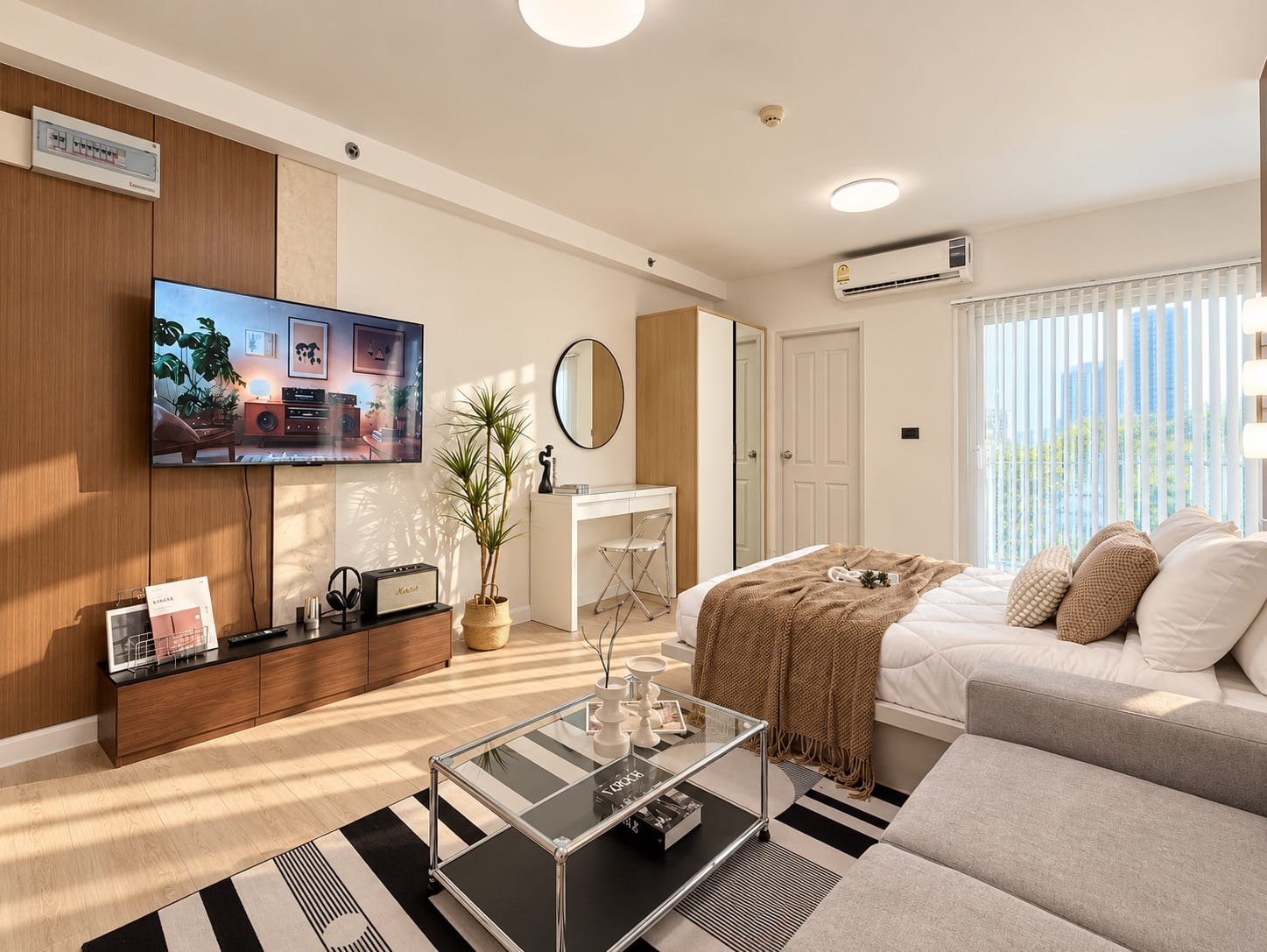1-Bedroom Condominium for Sale in Phuket Town — interior view