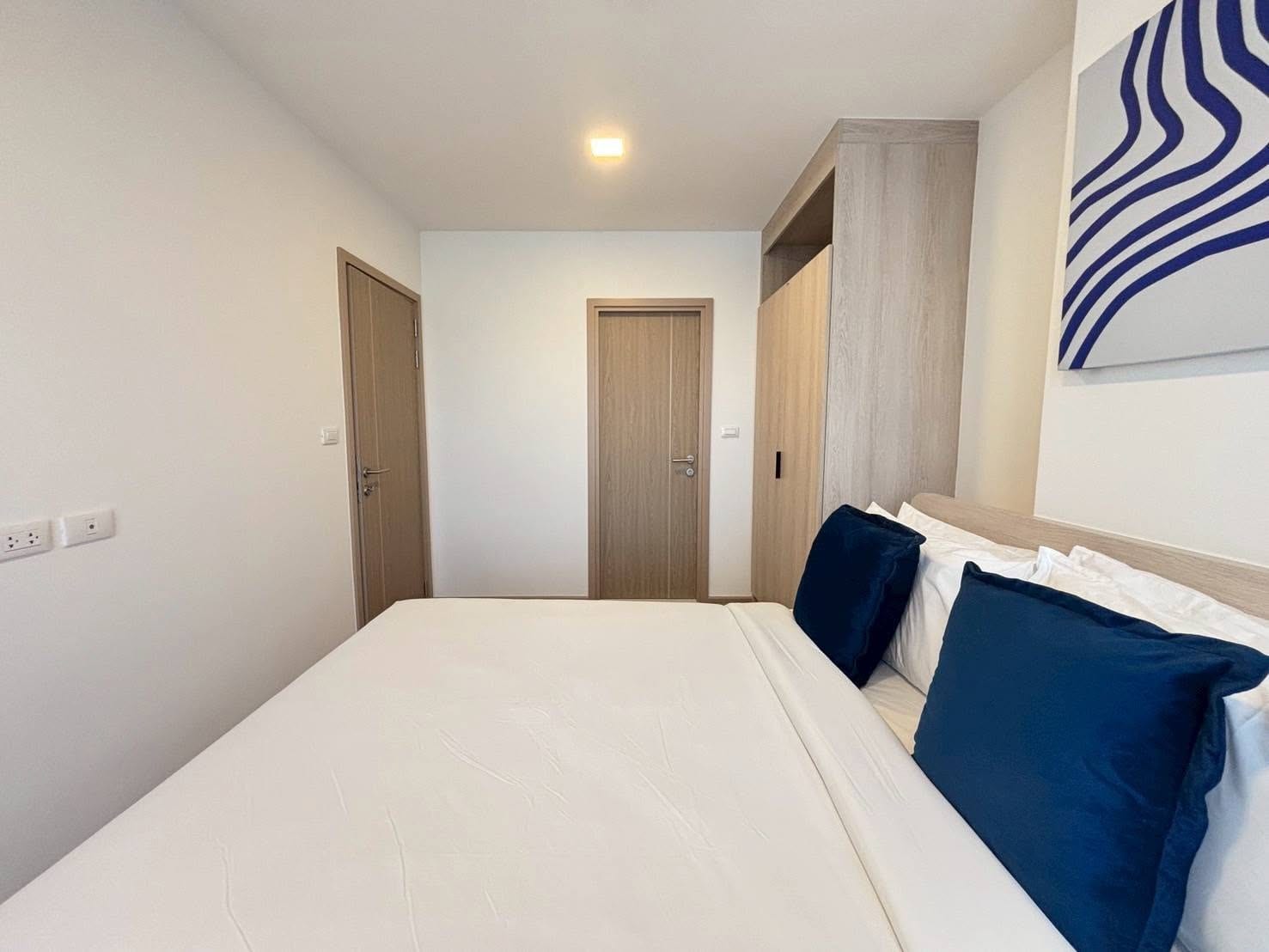 2-Bedroom Condominium for Sale in Phuket Town — interior view