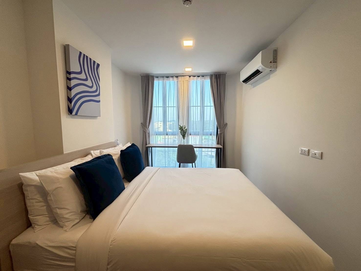 2-Bedroom Condominium for Sale in Phuket Town — interior view