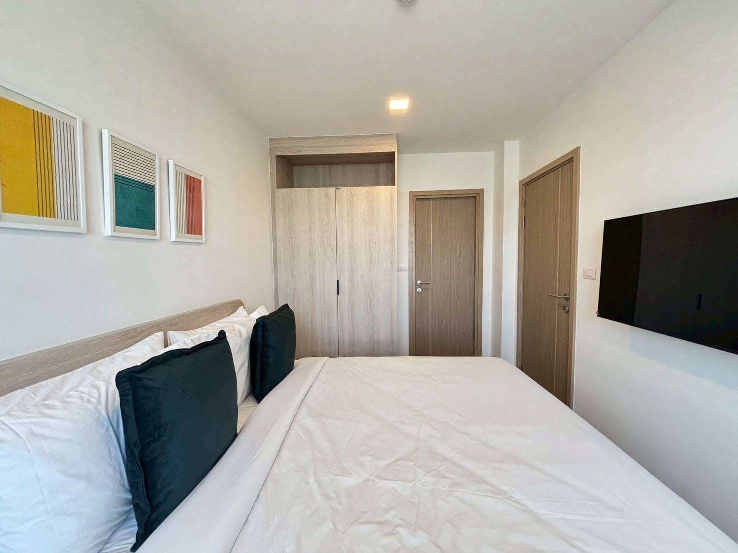 2-Bedroom Condominium for Sale in Phuket Town — interior view