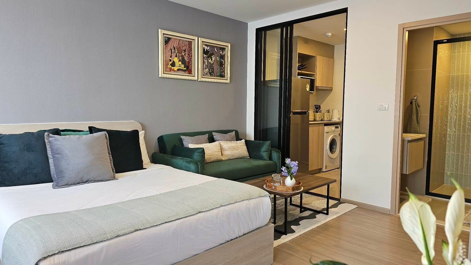 1-Bedroom Condominium for Sale in Phuket Town — interior view