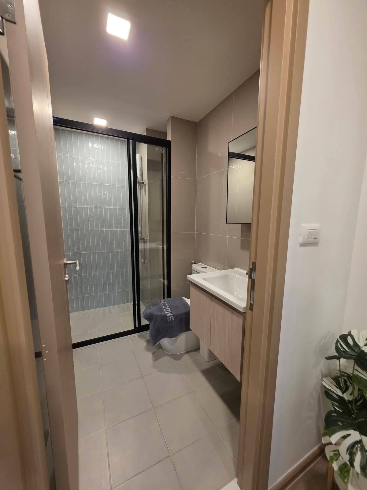 1-Bedroom Condominium for Rent in Phuket Town — interior view