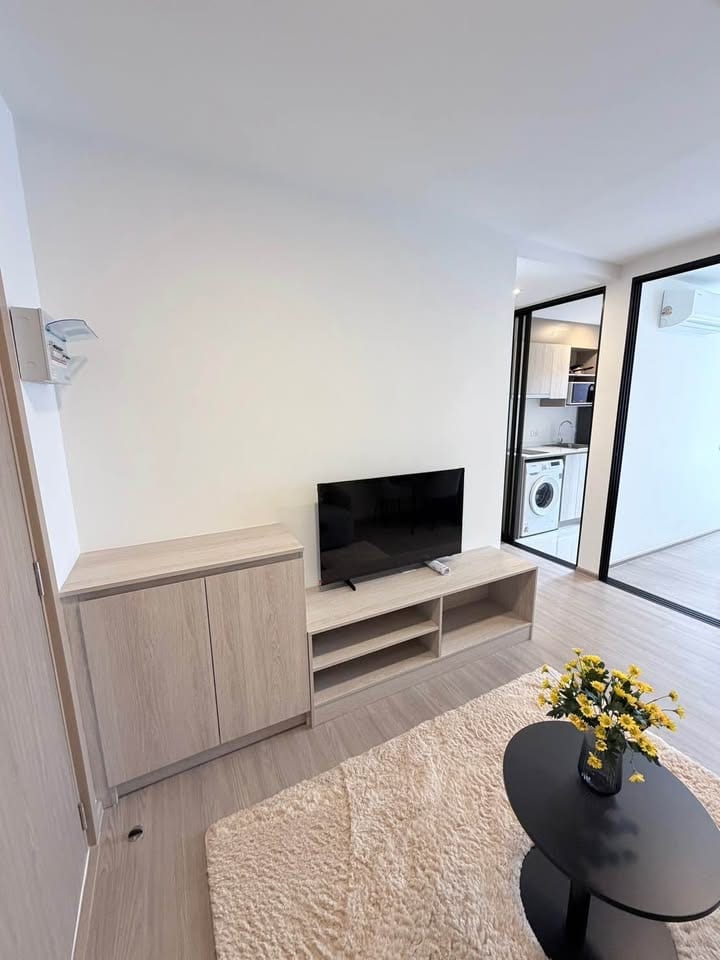 1-Bedroom Condominium for Rent in Phuket Town — interior view