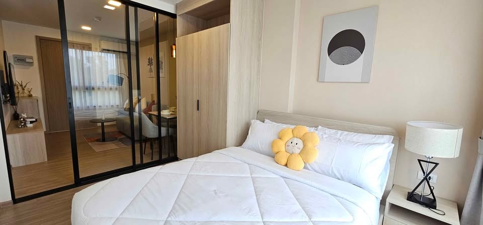 1-Bedroom Condominium for Rent in Phuket Town — interior view