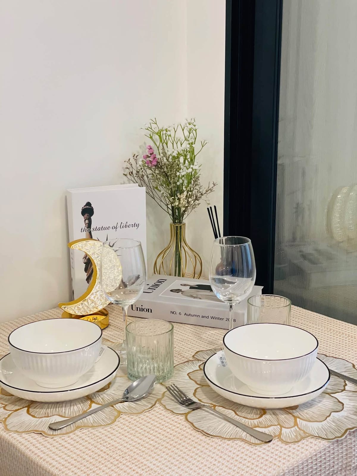 1-Bedroom Condominium for Rent in Phuket Town — interior view