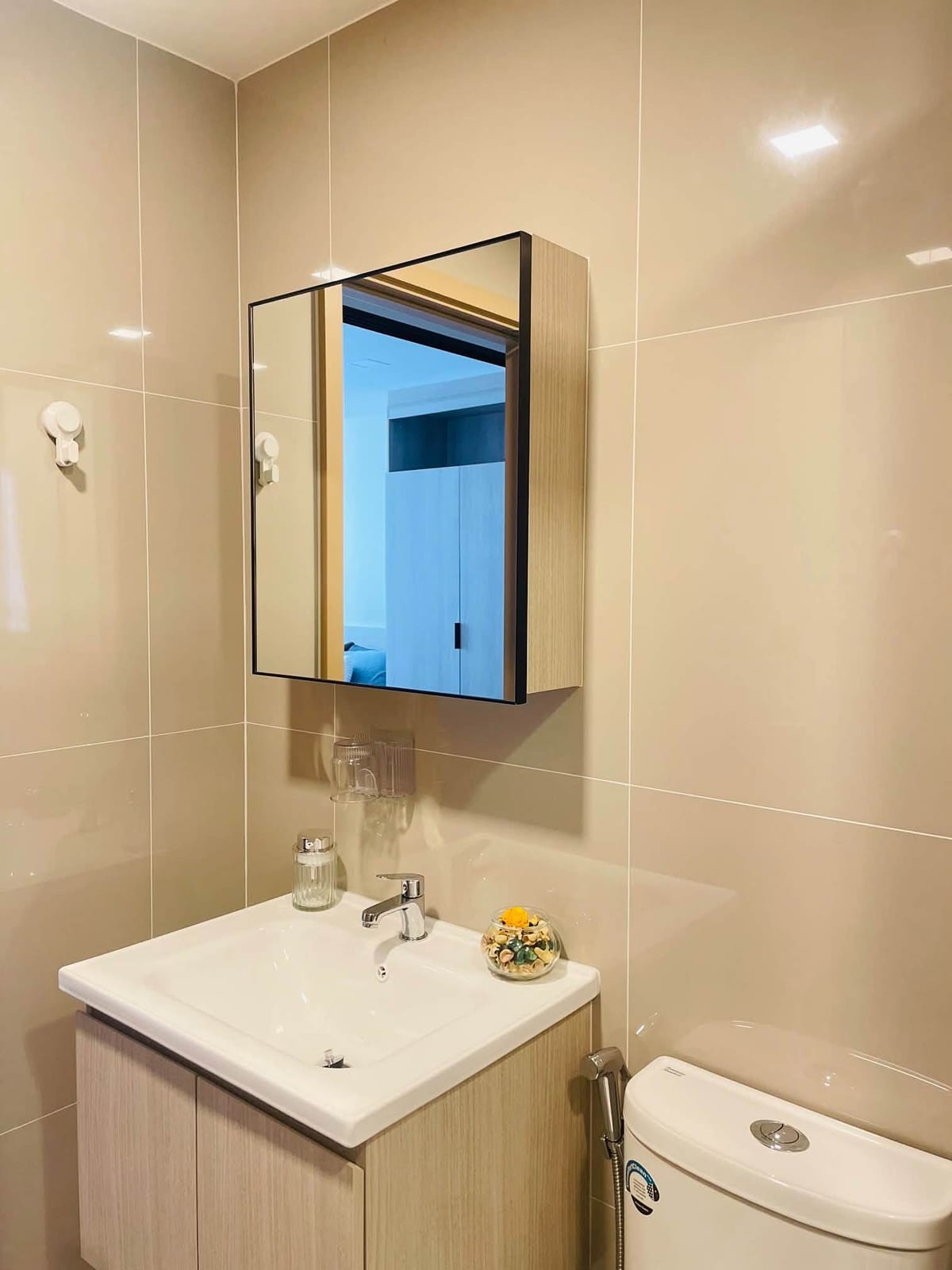 1-Bedroom Condominium for Rent in Phuket Town — interior view