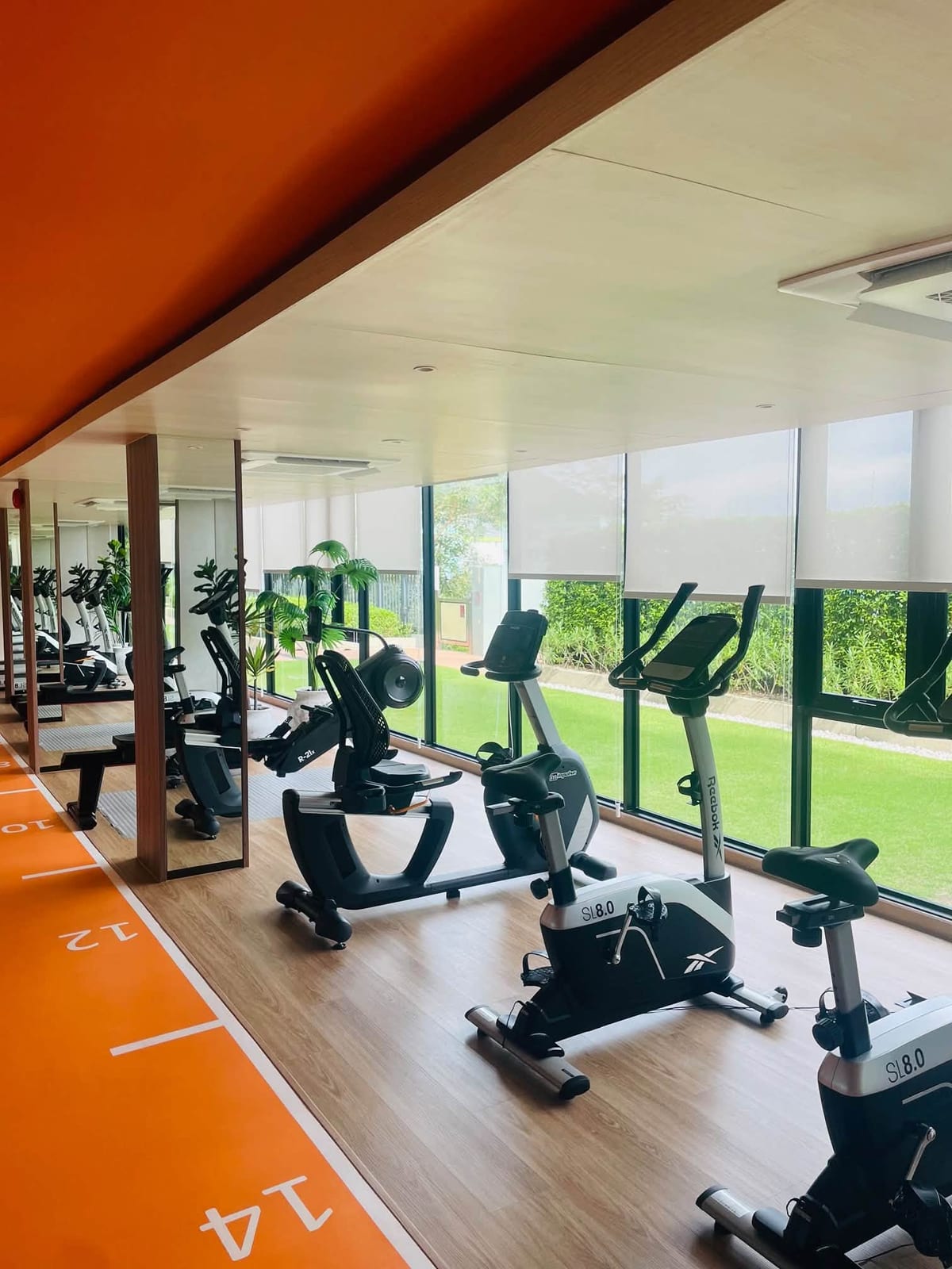 1-Bedroom Condominium for Rent in Phuket Town — interior view
