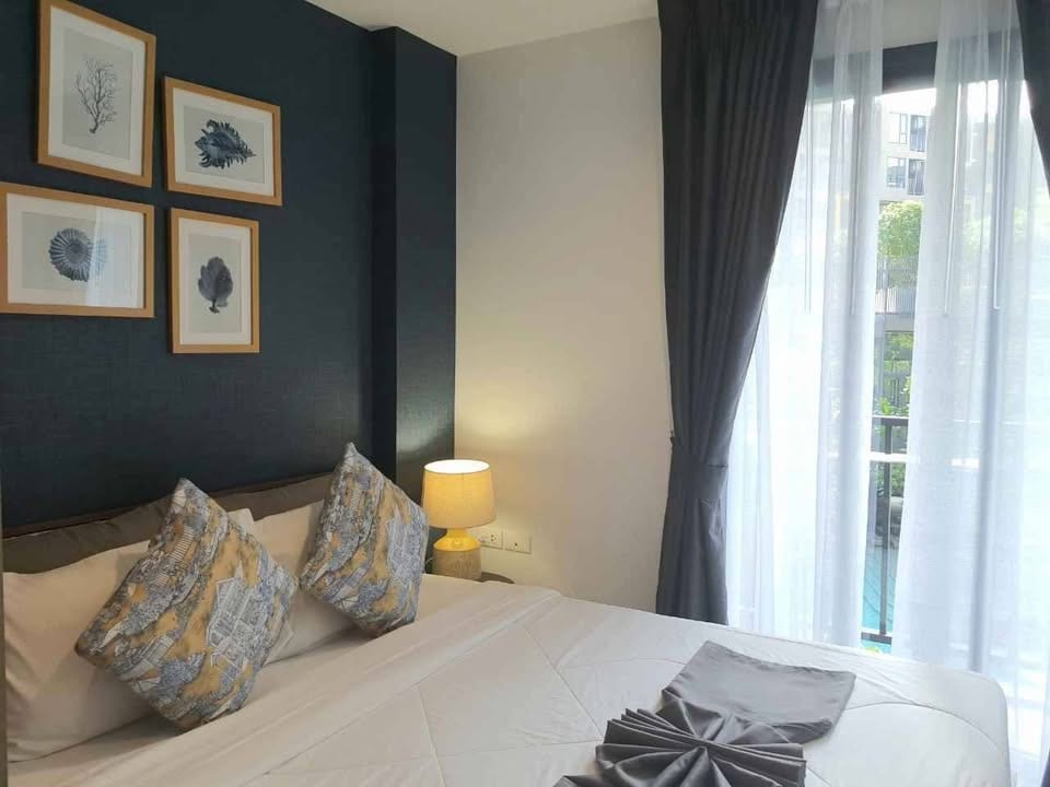 1-Bedroom Corner Unit with Pool View — The Base Central Phuket 4