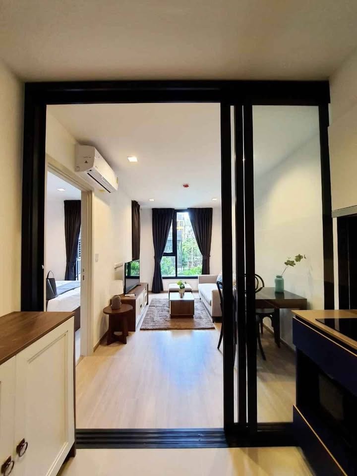 1-Bedroom Corner Unit with Pool View — The Base Central Phuket 5