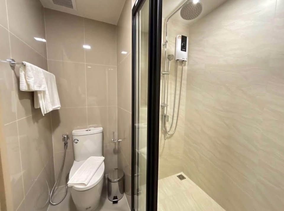 1-Bedroom Condominium for Rent in Phuket Town — interior view