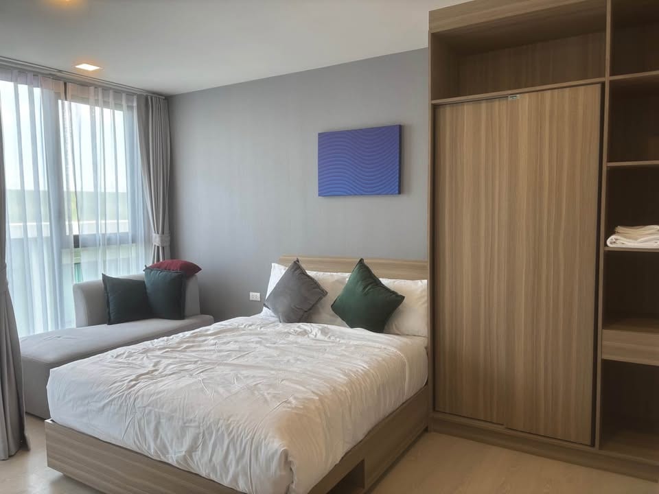 1-Bedroom Condominium for Rent in Phuket Town — interior view
