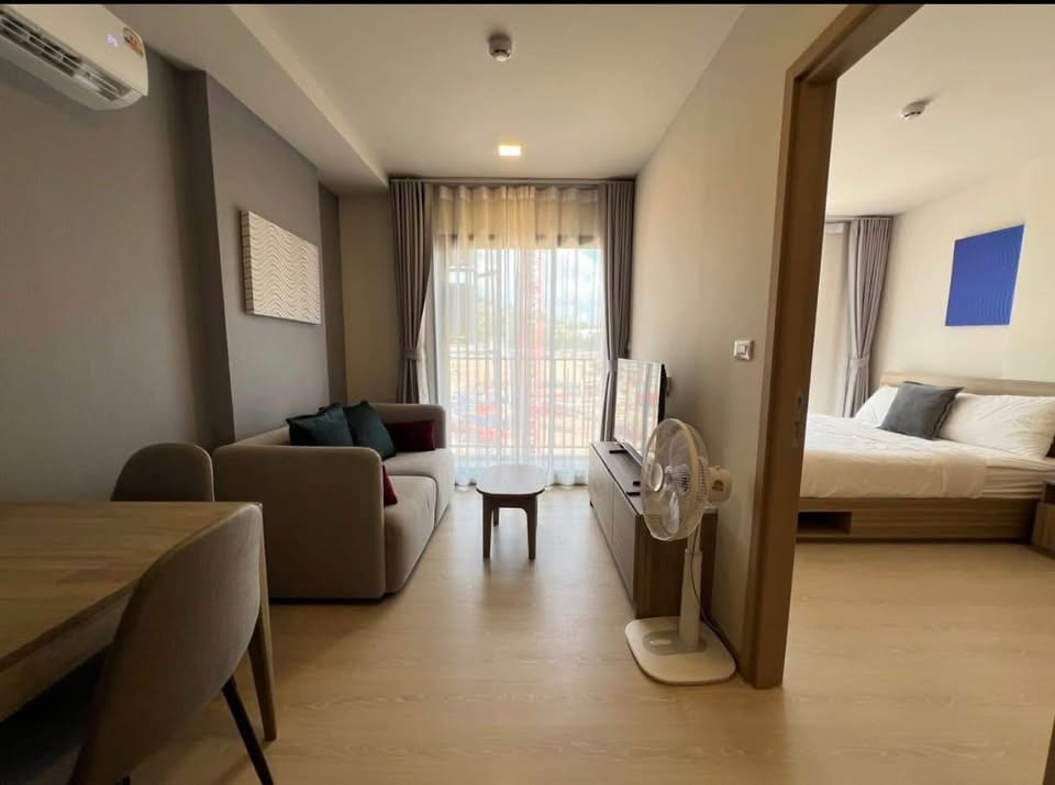 1-Bedroom Condominium for Rent in Phuket Town — interior view