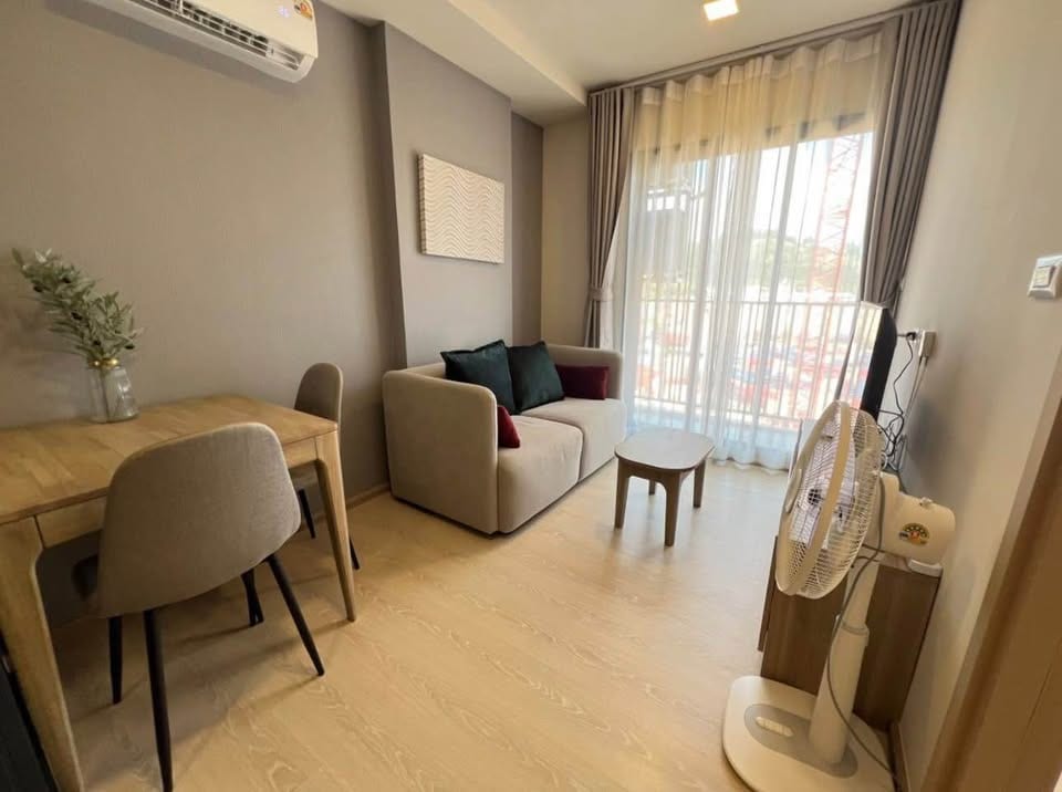 1-Bedroom Condominium for Rent in Phuket Town — interior view