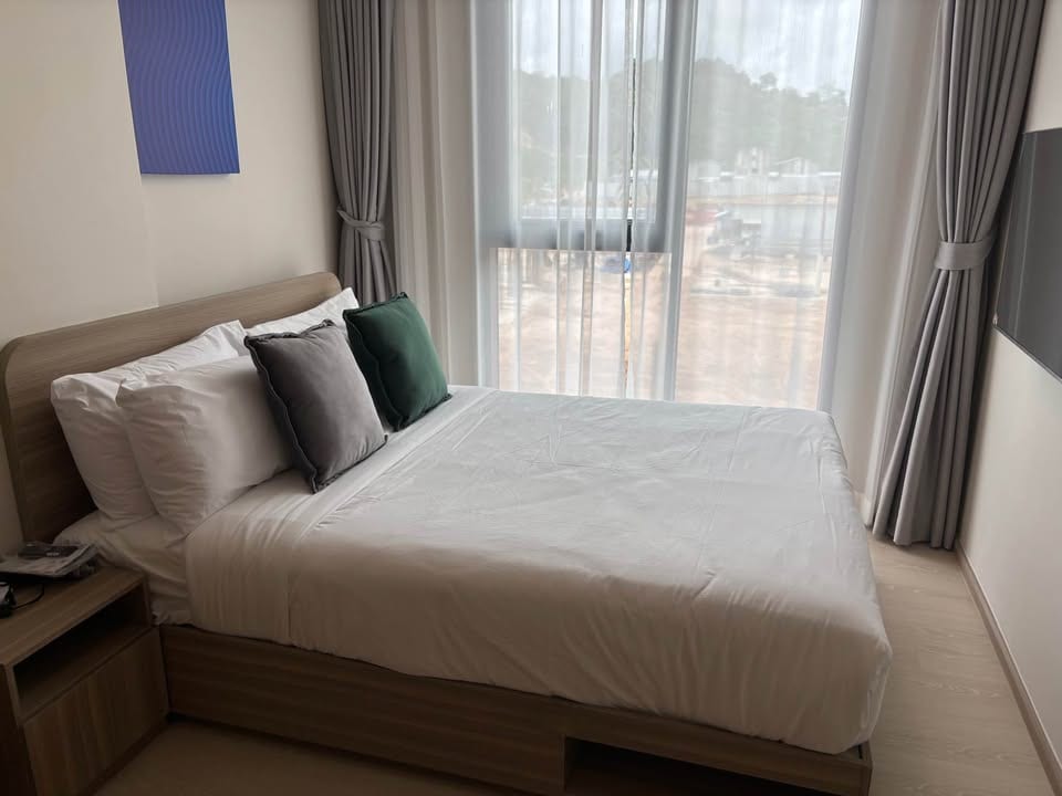 1-Bedroom Condominium for Rent in Phuket Town — interior view