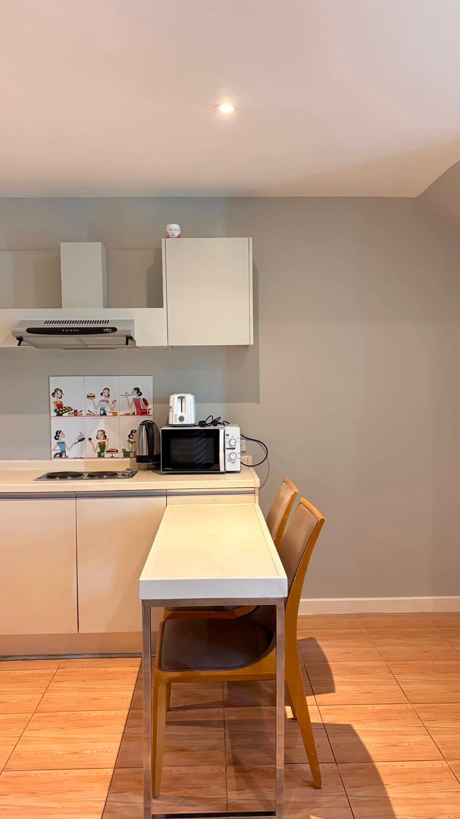1-Bedroom Condominium for Rent in Phuket Town — interior view