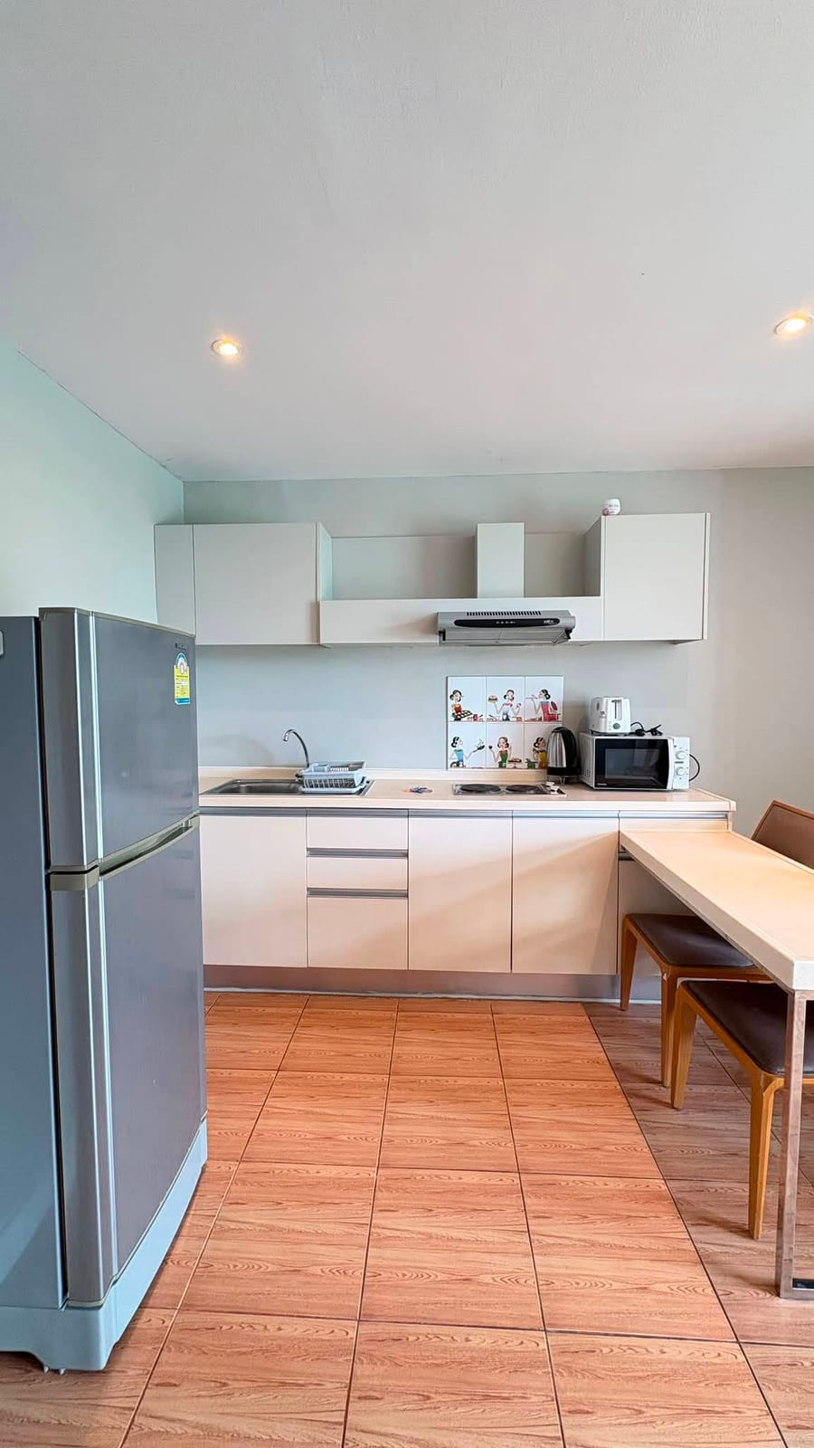 1-Bedroom Condominium for Rent in Phuket Town — interior view