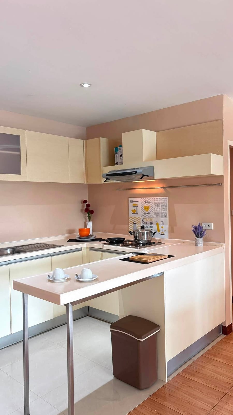 3-Bedroom Condominium for Rent in Phuket Town — interior view