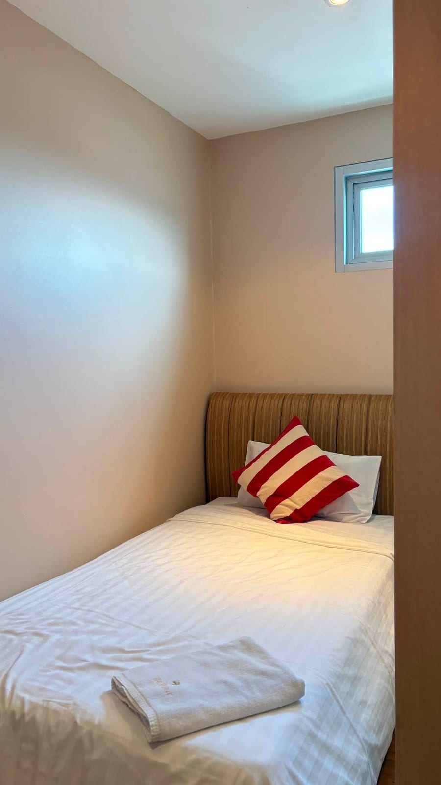 3-Bedroom Condominium for Rent in Phuket Town — interior view