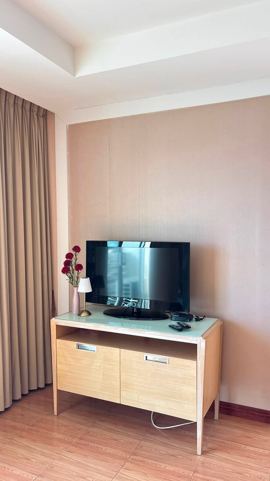 3-Bedroom Condominium for Rent in Phuket Town — interior view