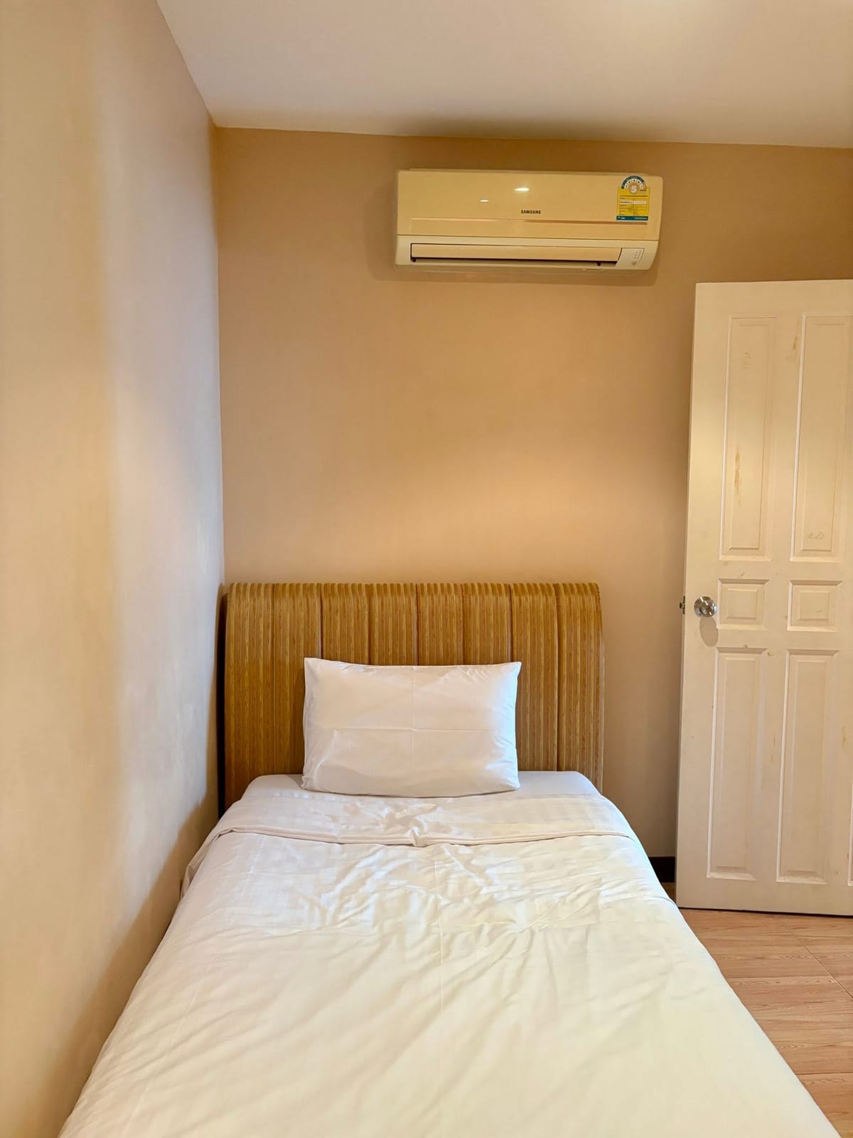 3-Bedroom Condominium for Rent in Phuket Town — interior view