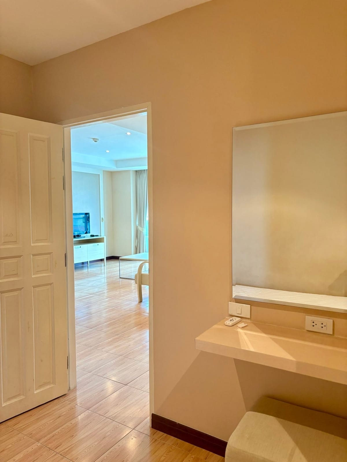 3-Bedroom Condominium for Rent in Phuket Town — interior view