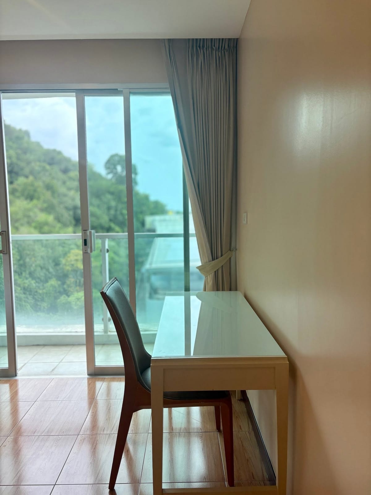 3-Bedroom Condominium for Rent in Phuket Town — interior view