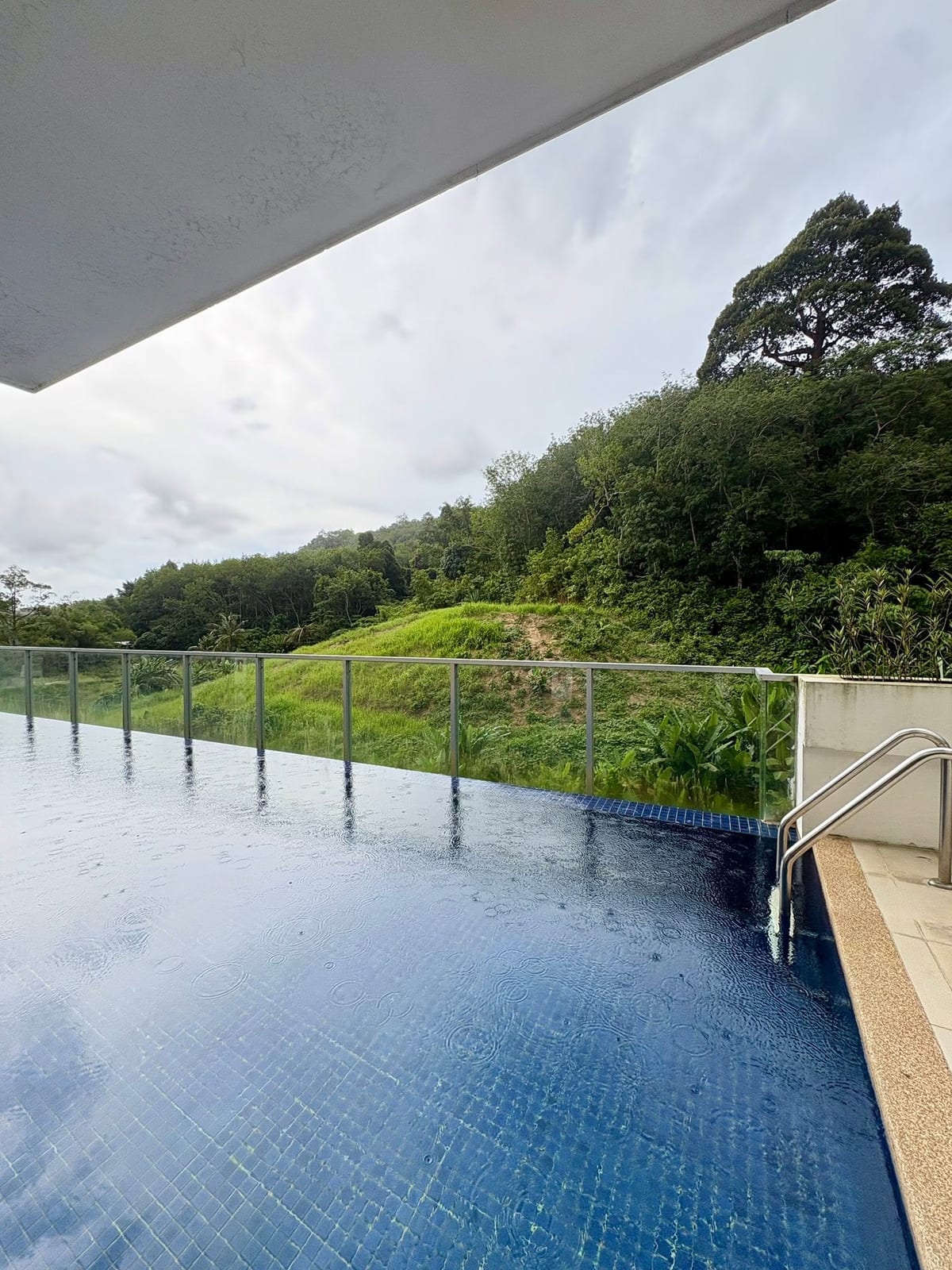 3-Bedroom Condominium for Rent in Phuket Town — pool view