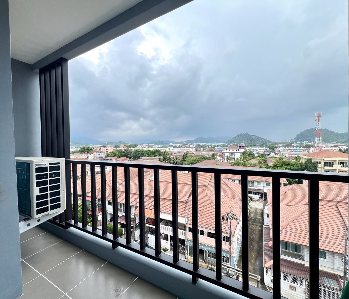 1-Bedroom Condominium for Sale in Phuket Town — exterior view
