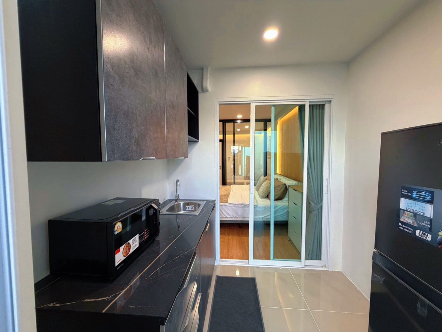 1-Bedroom Condominium for Sale in Phuket Town — interior view