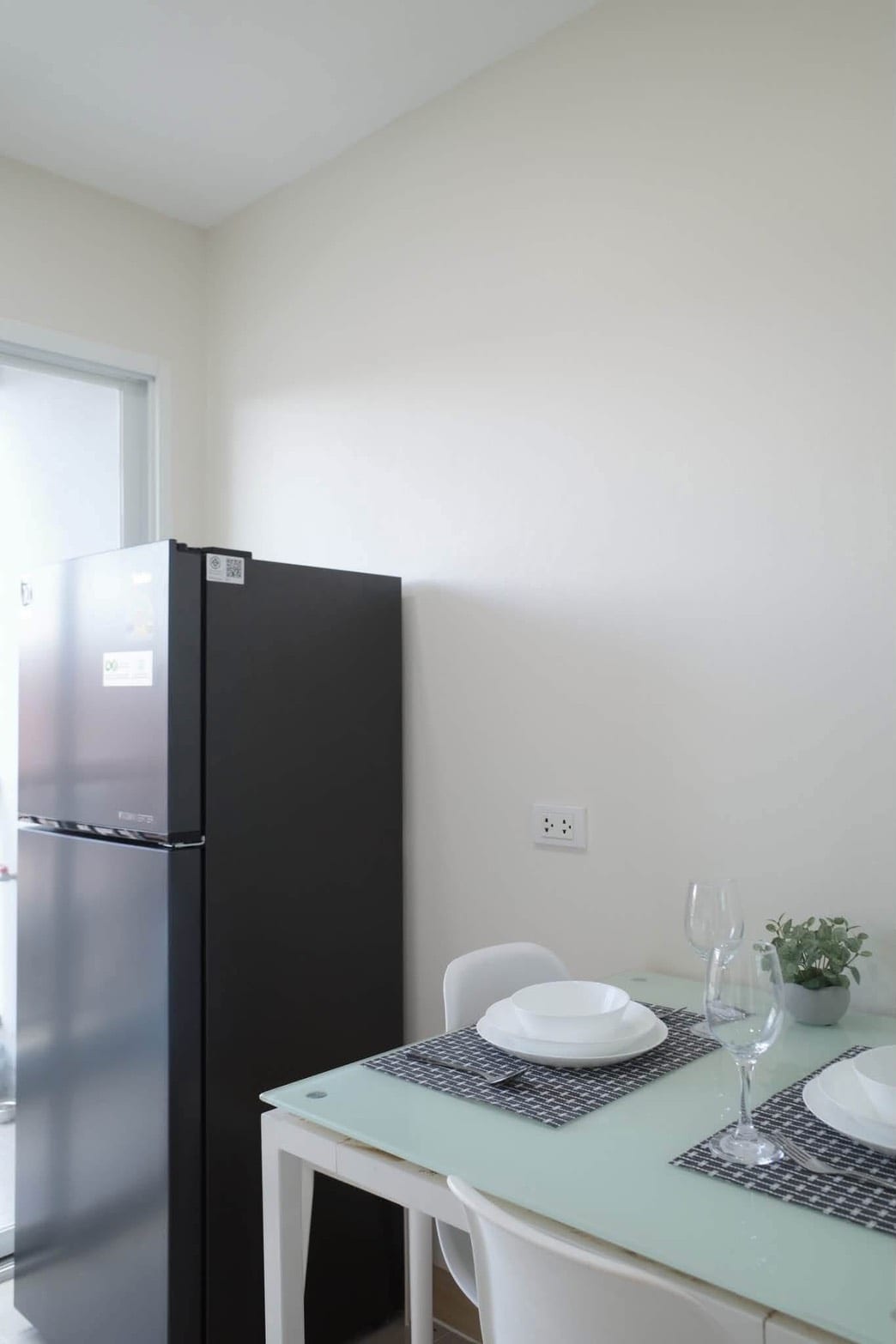 1-Bedroom Condominium for Sale in Phuket Town — interior view