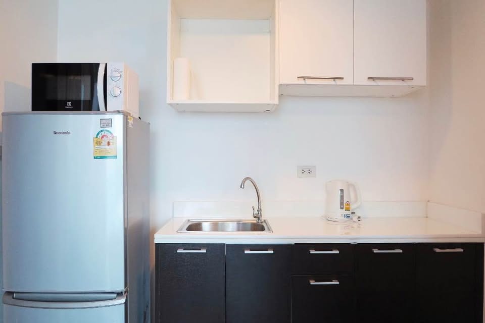 1-Bedroom Corner Unit — The Wide Condo, Phuket Town 5