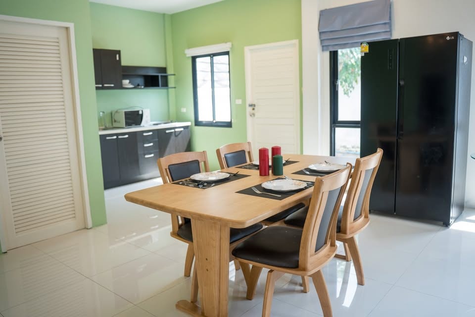 Two-Storey Townhouse, 200 sq.m — Sino Village, Phuket Town 4