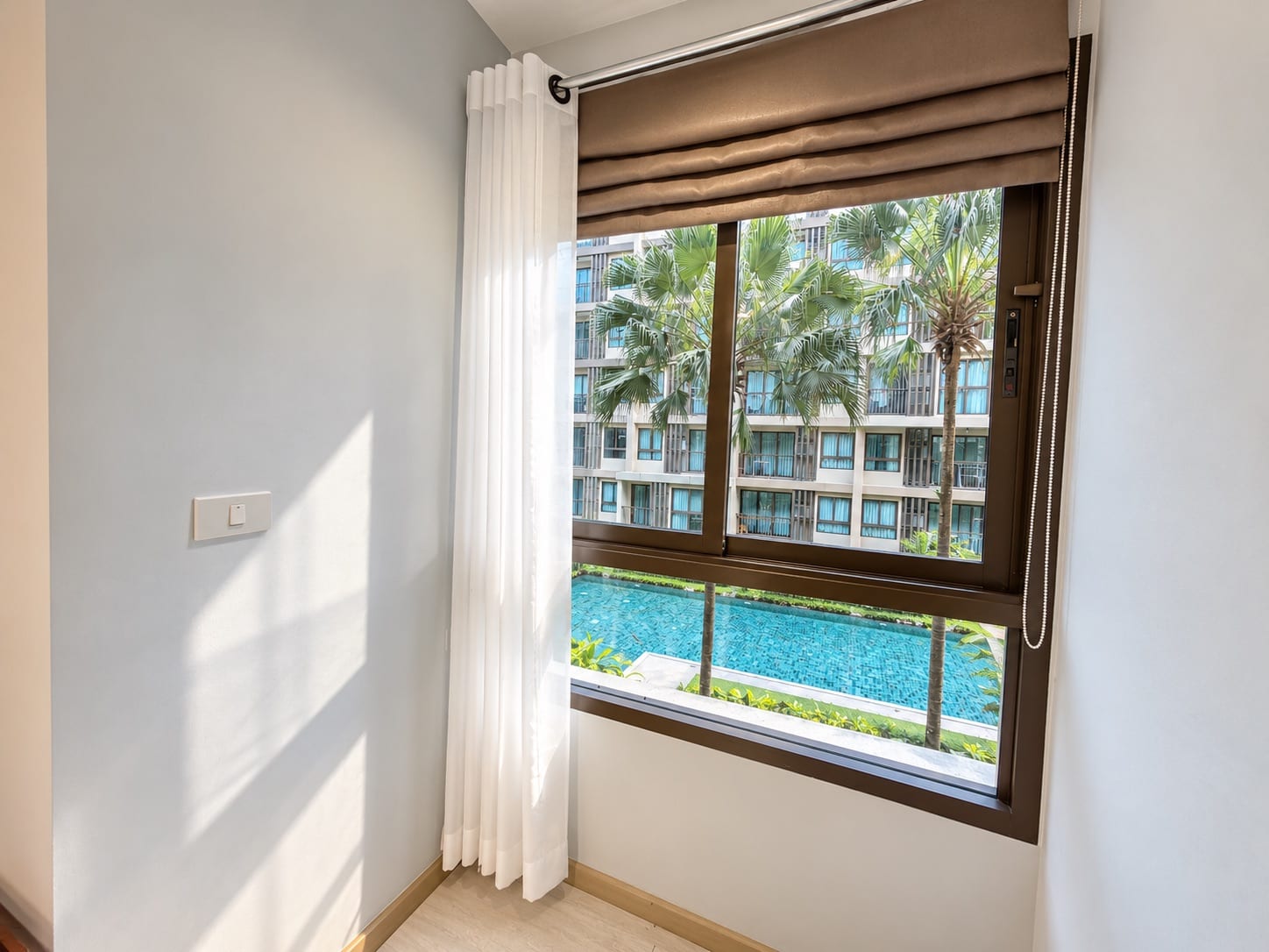 1-Bedroom Condominium for Sale in Phuket Town — interior view