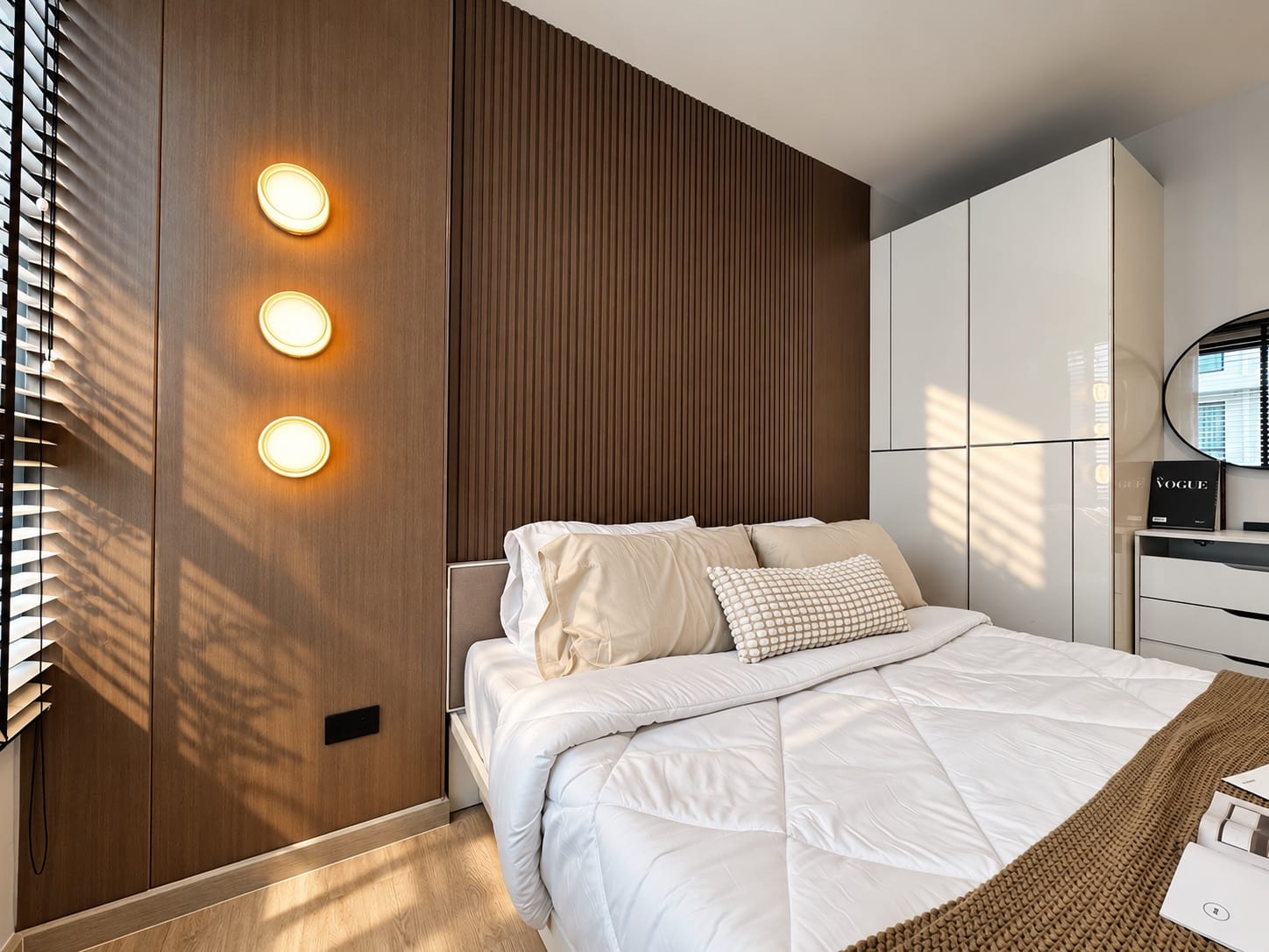 1-Bedroom Condominium for Sale in Phuket Town — interior view
