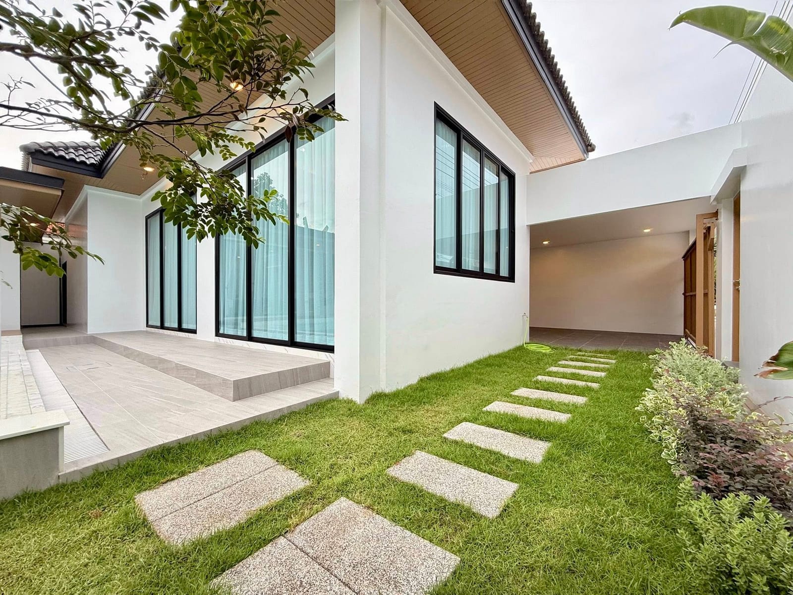 Private Pool Villa Near BIS — Koh Kaew 18