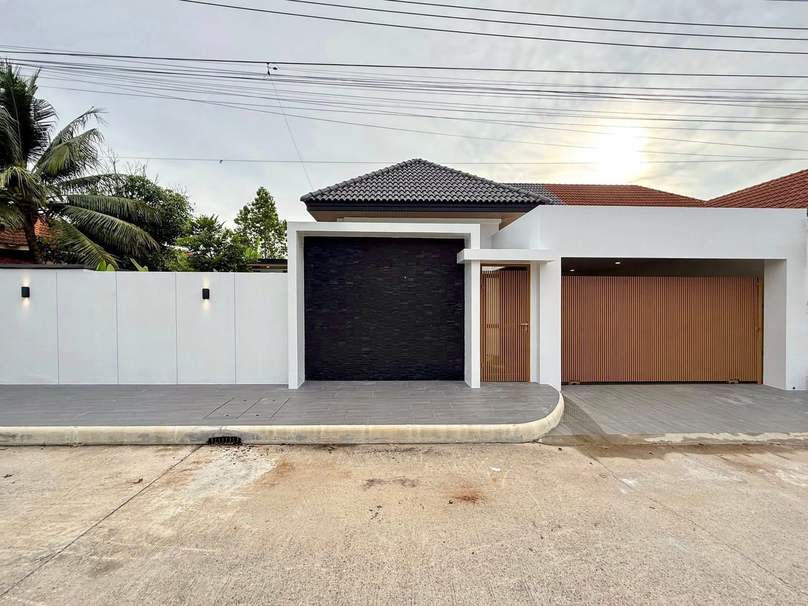 Private Pool Villa Near BIS — Koh Kaew 7