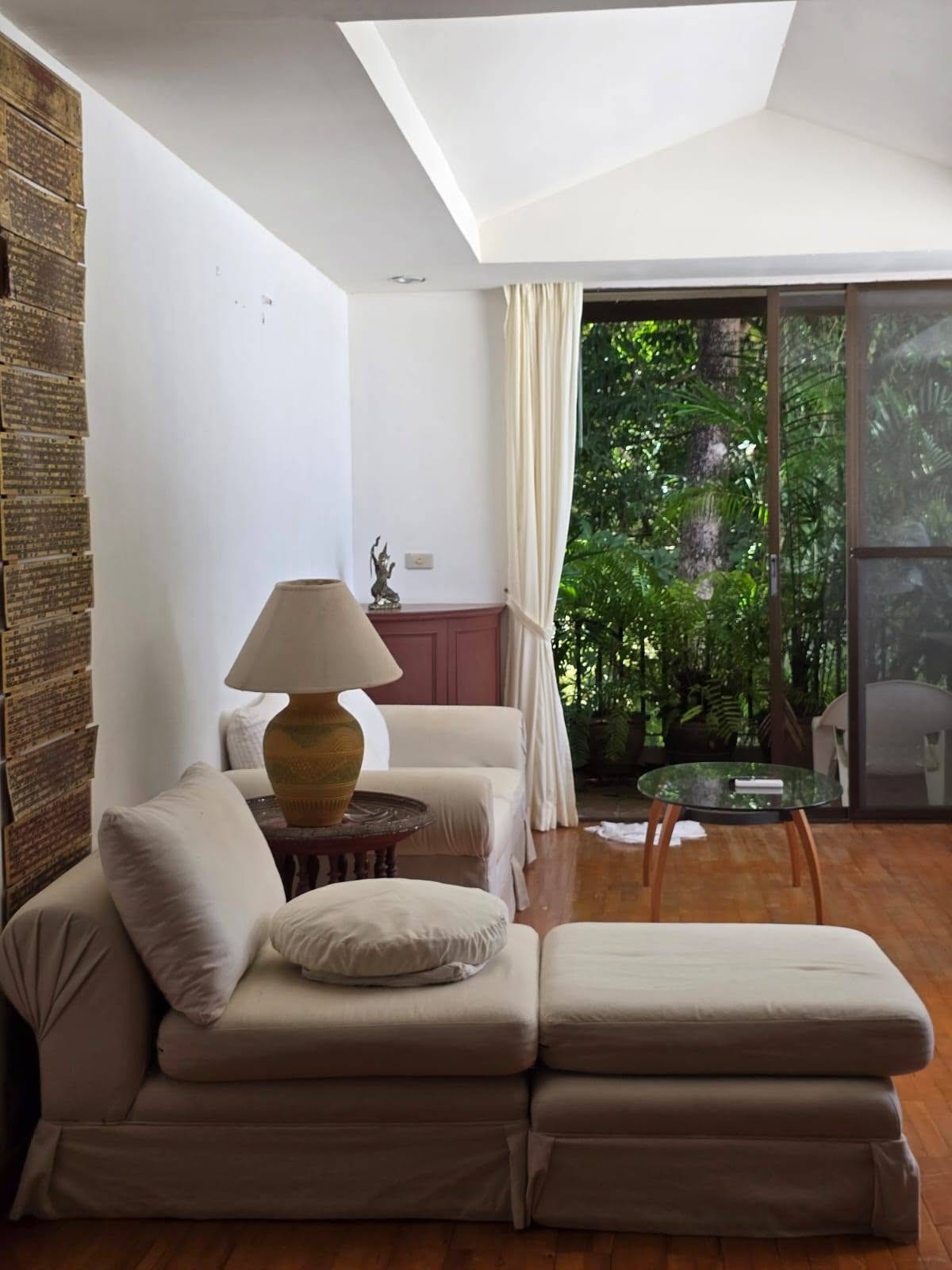 1-Bedroom Condominium for Rent in Rawai, Phuket — interior view