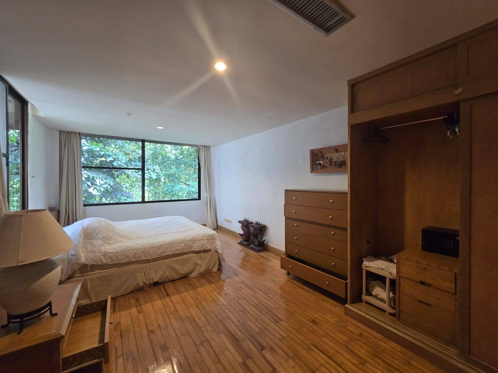 1-Bedroom Condominium for Rent in Rawai, Phuket — interior view