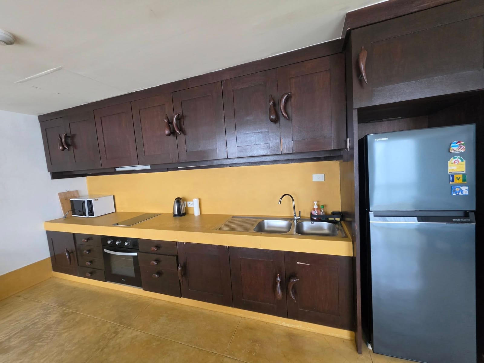 2-Bedroom Condo for Rent in Rawai, Phuket — interior view