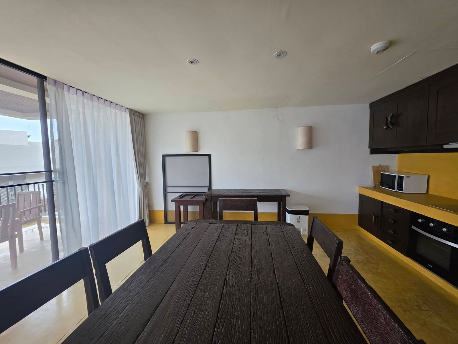 2-Bedroom Condo for Rent in Rawai, Phuket — interior view