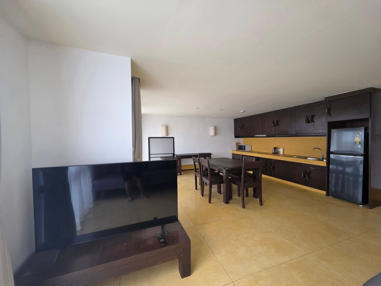 2-Bedroom Condo for Rent in Rawai, Phuket — interior view
