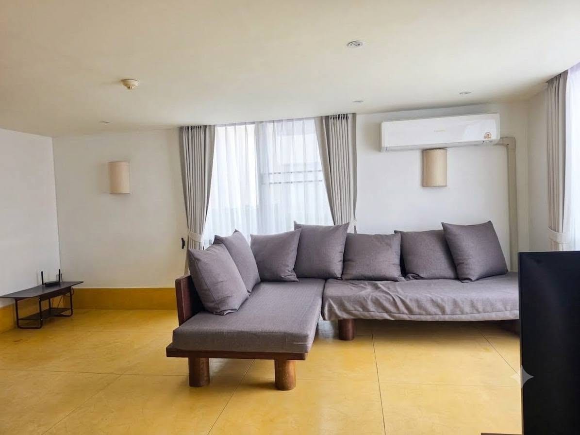 2-Bedroom Condo for Rent in Rawai, Phuket — interior view