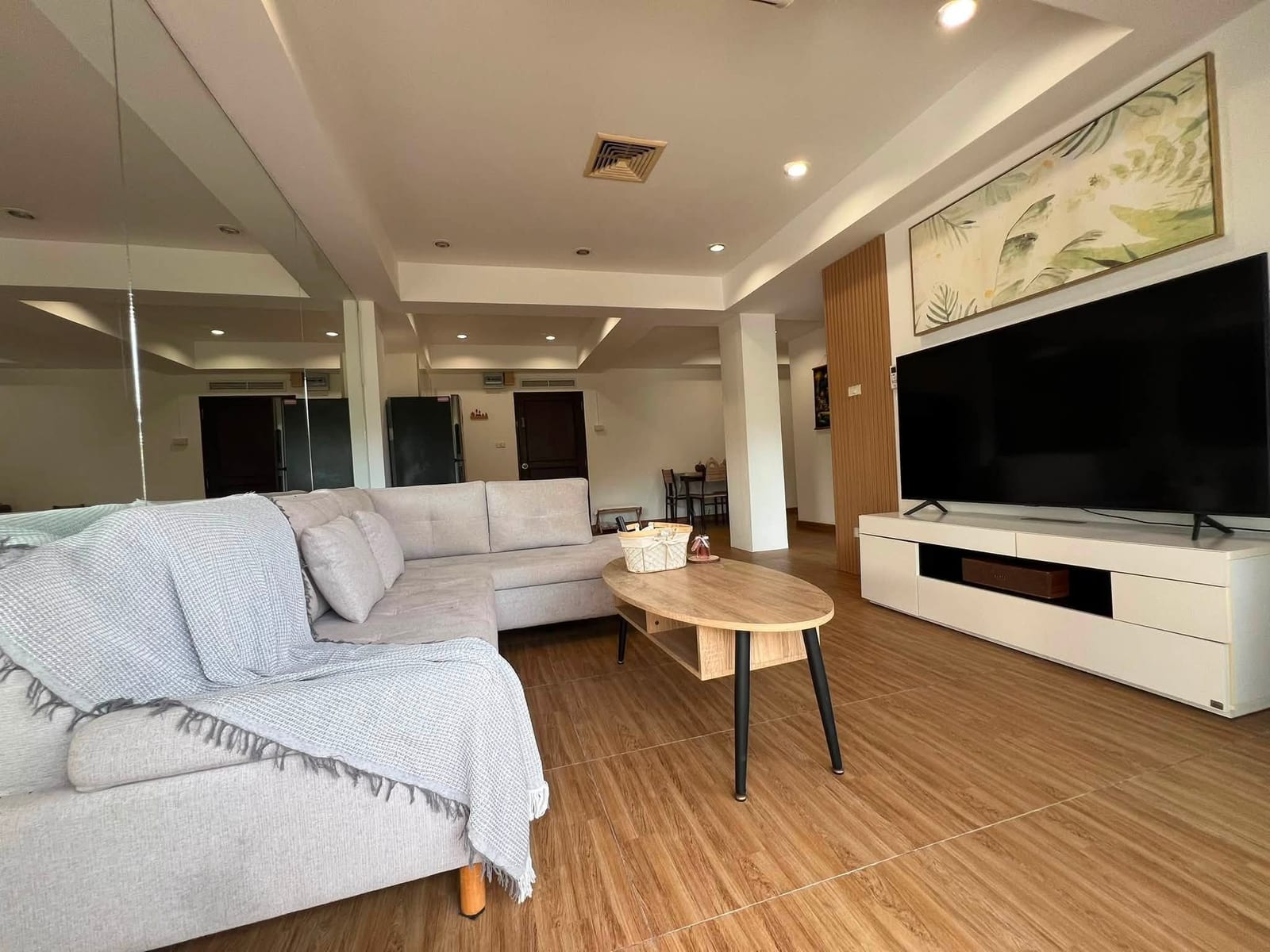 Spacious 1-Bedroom Apartment — Rawai 2